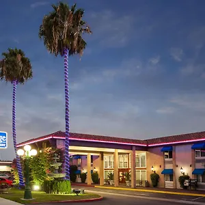 Travelodge By Wyndham Orange County Airport/ 2*, Costa Mesa USA
